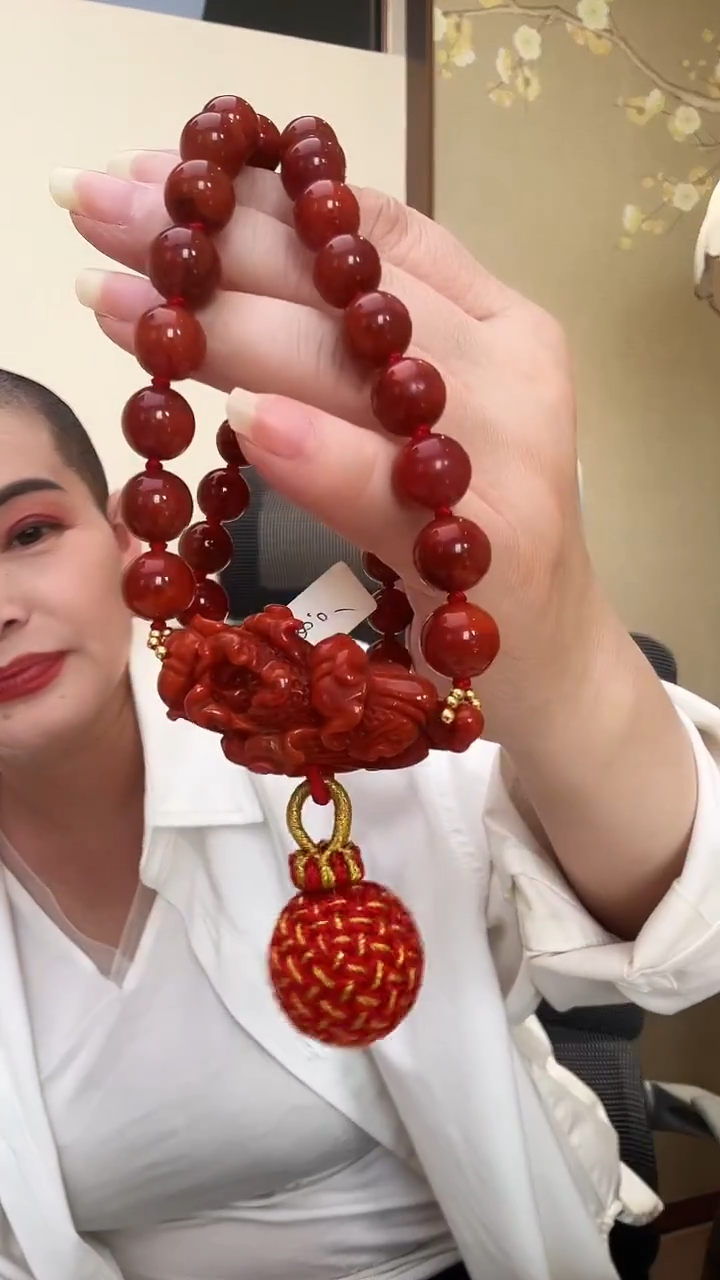 颈饰未镶嵌南红玛瑙项链