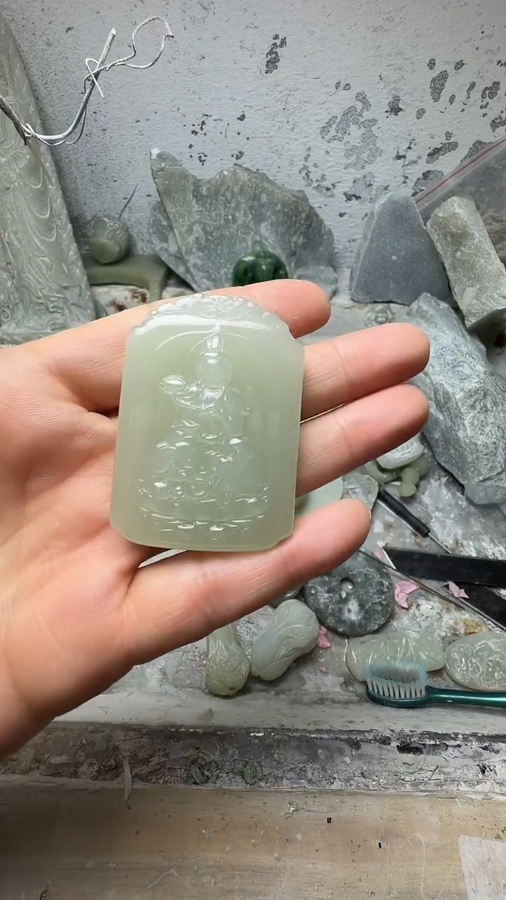 项链未镶嵌和田玉龙的守护神