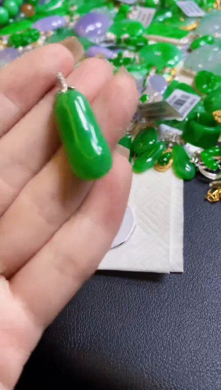 【闪购商品】定制翡翠18K金镶嵌瓜