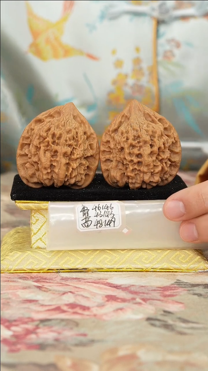 文玩核桃吊坠官帽