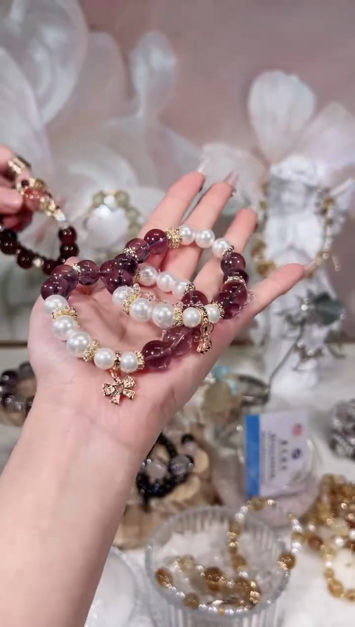 【闪购商品】水晶手链未镶嵌天然水晶多样性发货发其一