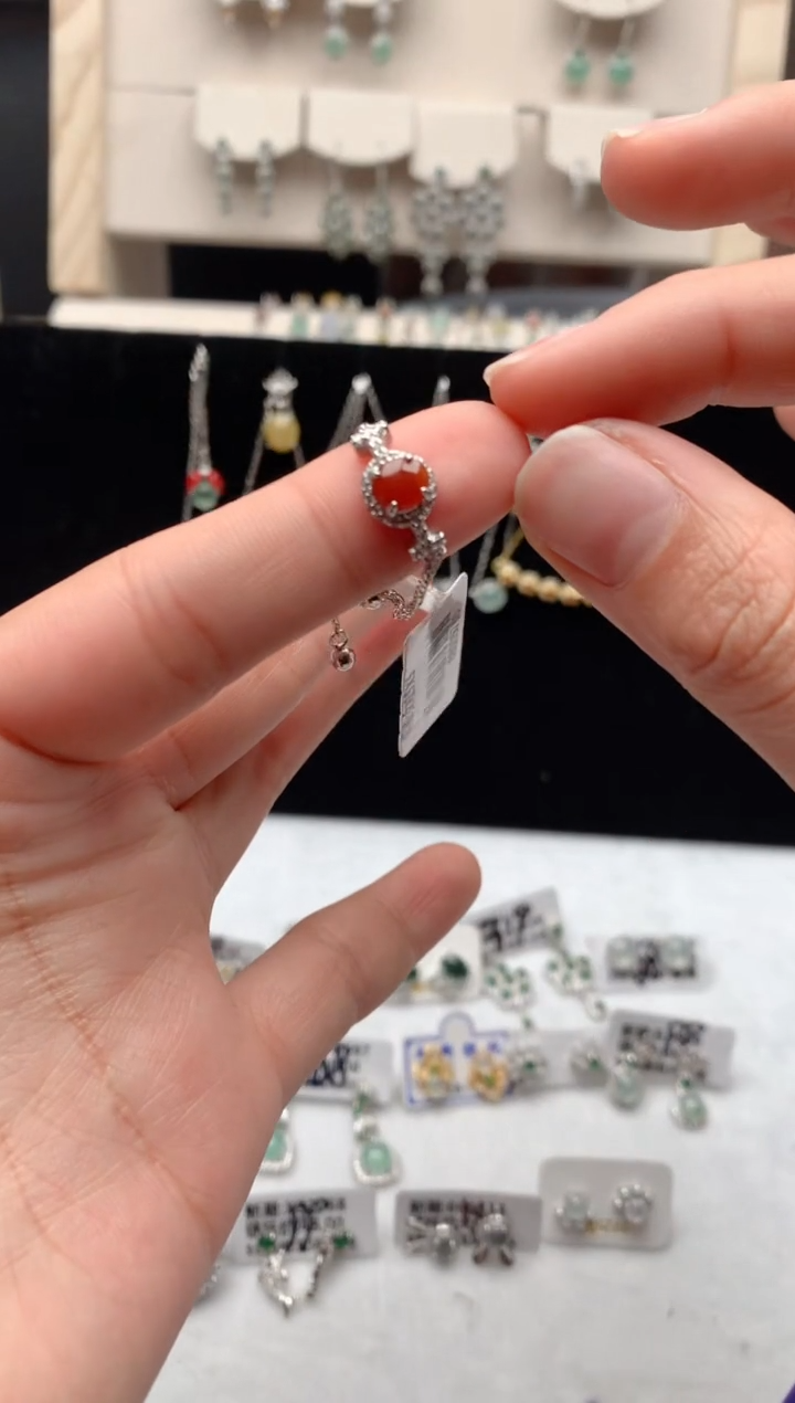 【闪购商品】翡翠颈饰银S925镶嵌热