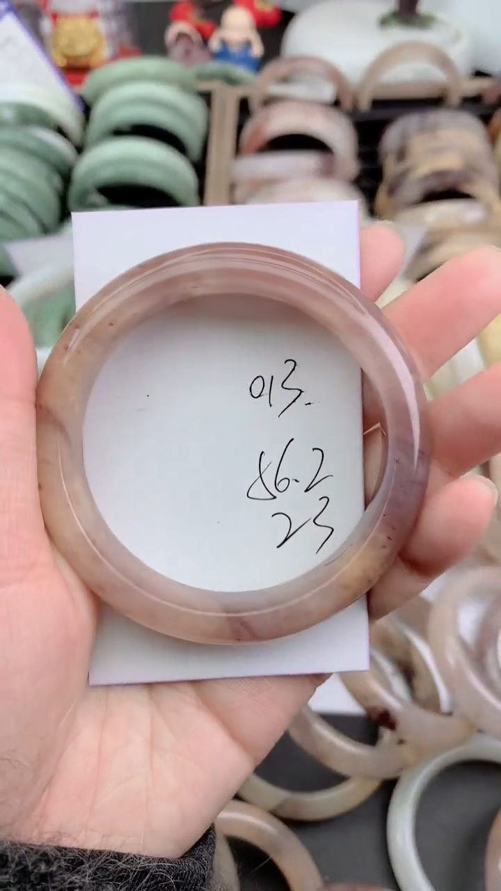 未镶嵌手镯石英质玉013