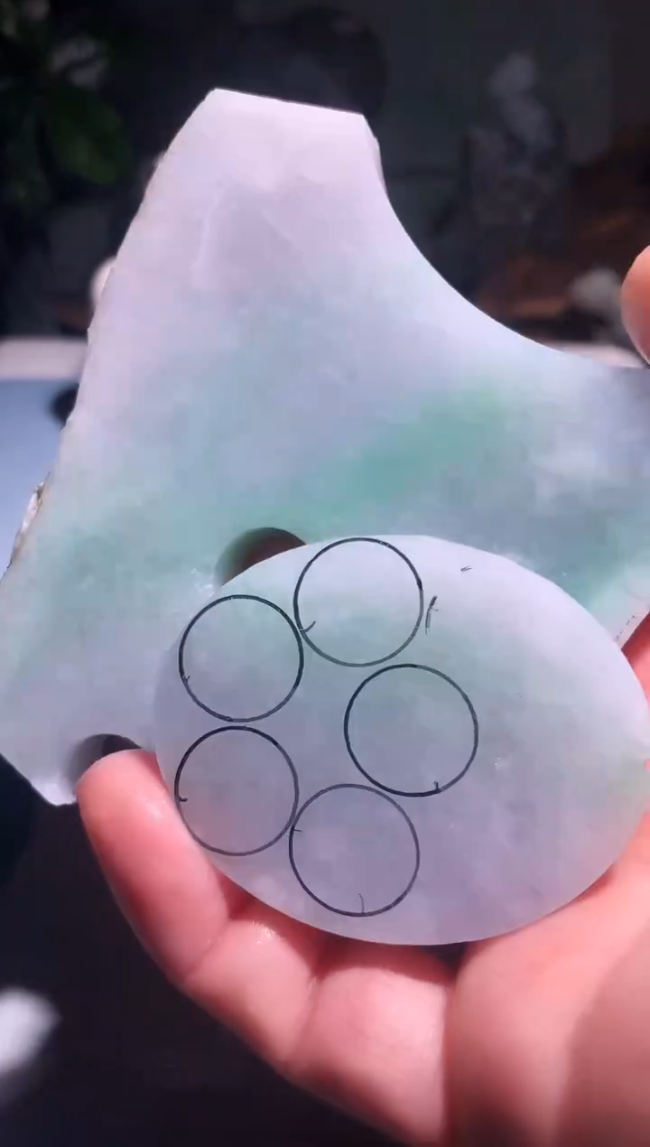 吊坠(不含链)未镶嵌翡翠史****梯R160