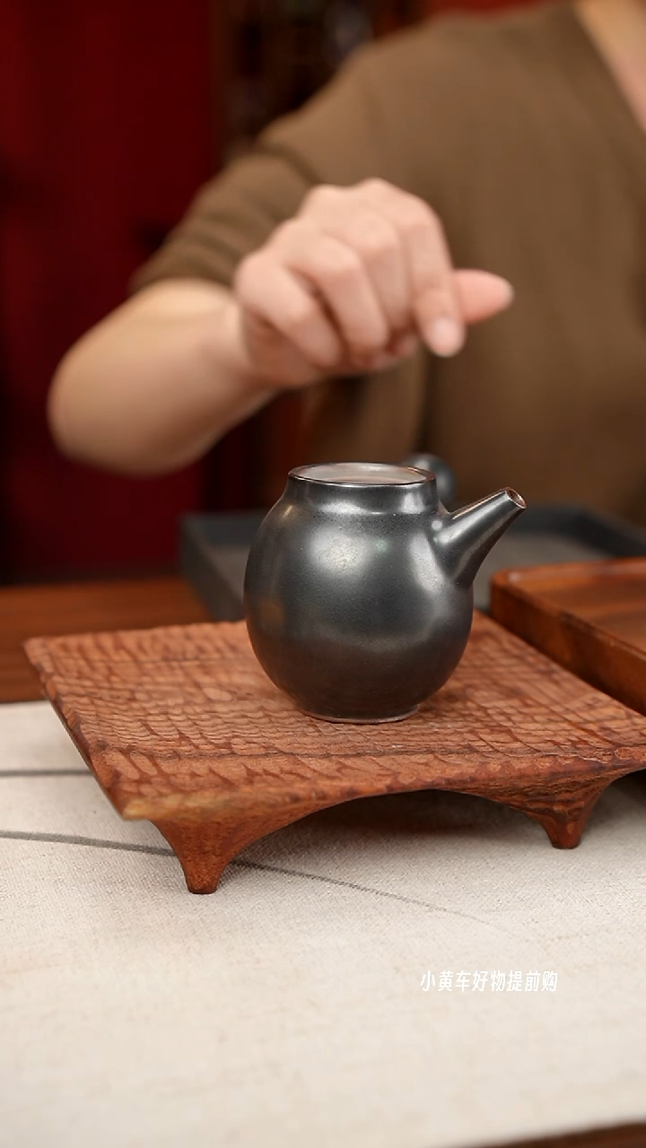 【闪购商品】摆件小师妹-钧瓷-信任