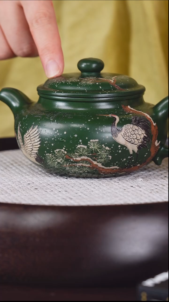 茶壶紫砂潘春芳 仿古47 原矿绿泥 240毫升 李苦禅版面认证