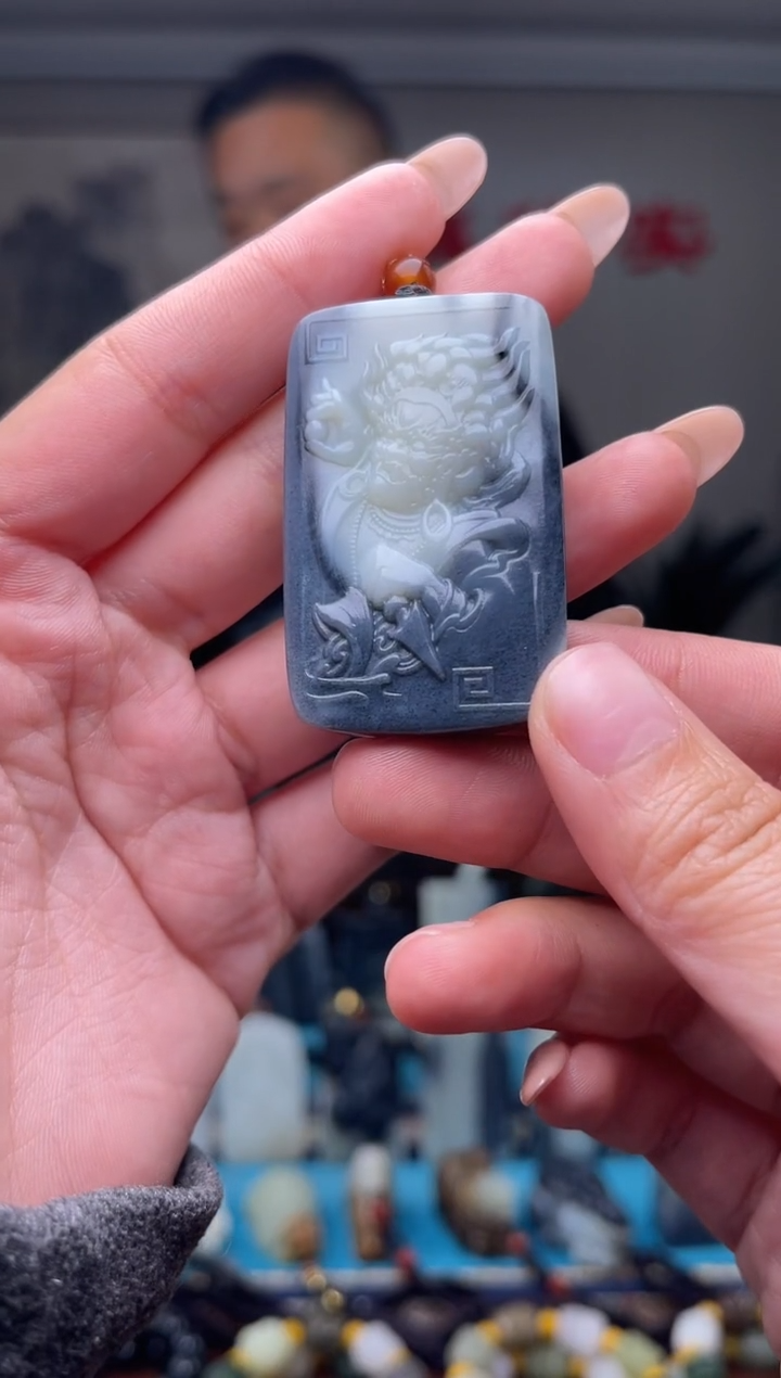 未镶嵌和田玉挂件1