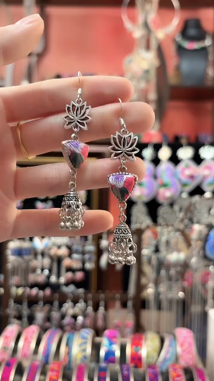 织绣 云织谣民族风精美饰品   147