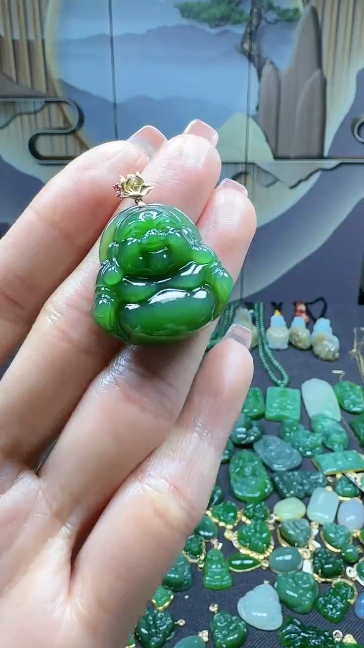 【闪购商品】和田玉挂件18K金镶嵌1