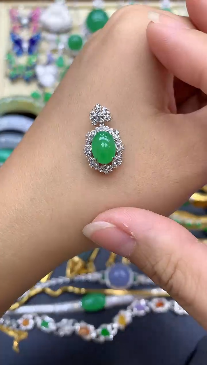 翡翠18K金镶嵌颈饰395-中国好珍宝