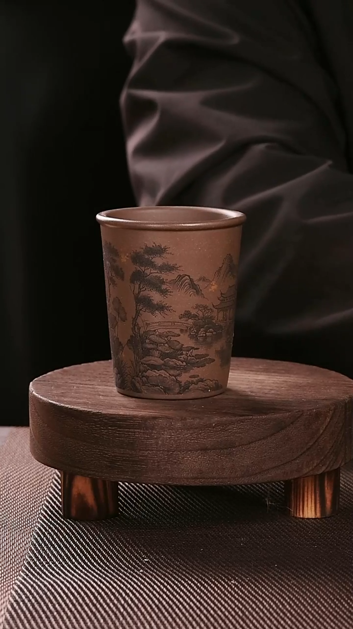 茶杯紫砂紫砂刻绘主人杯段泥山水