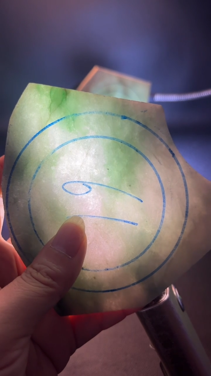 未镶嵌手镯定制翡翠废****工翡翠