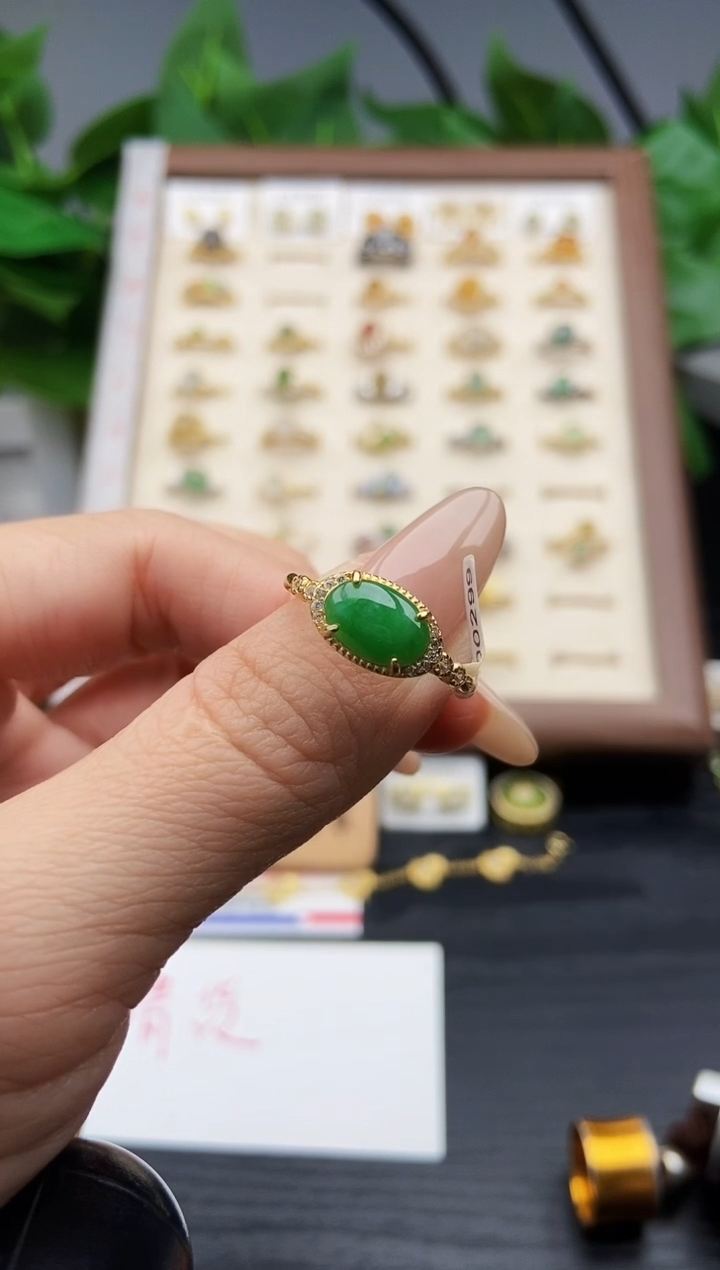 银S925镶嵌戒指翡翠12