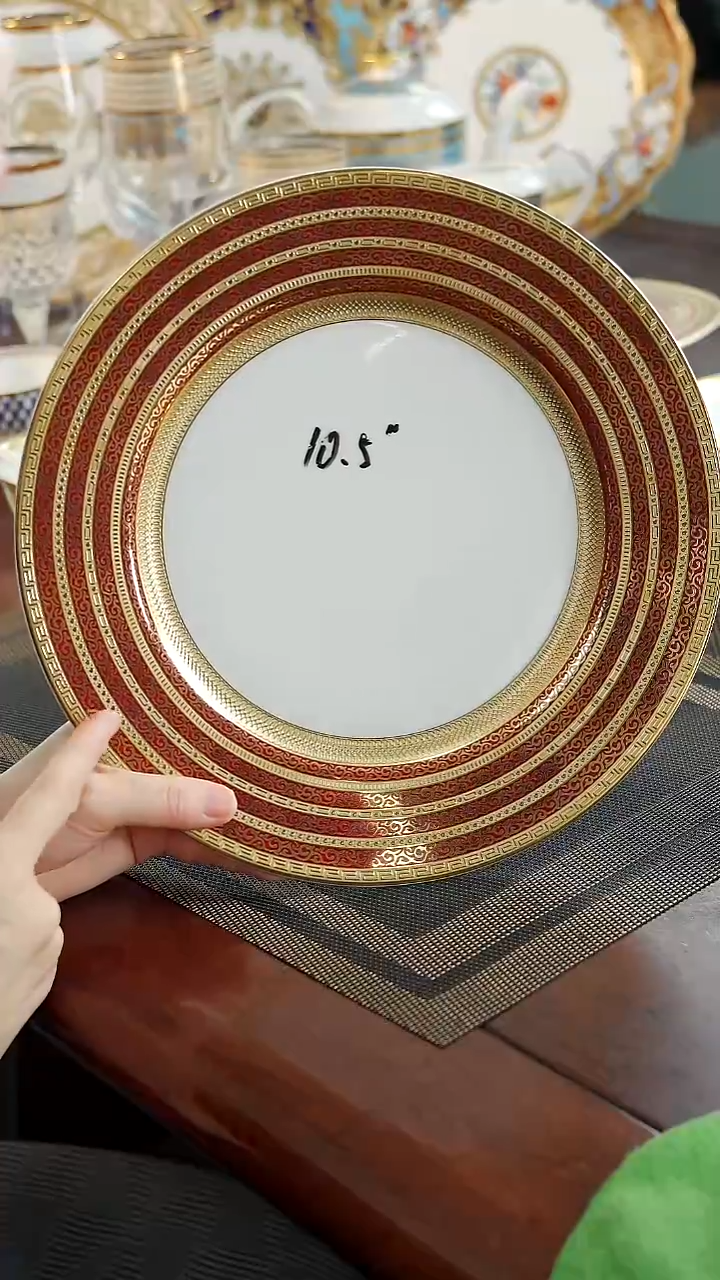 瓷片10.5英寸平盘1个