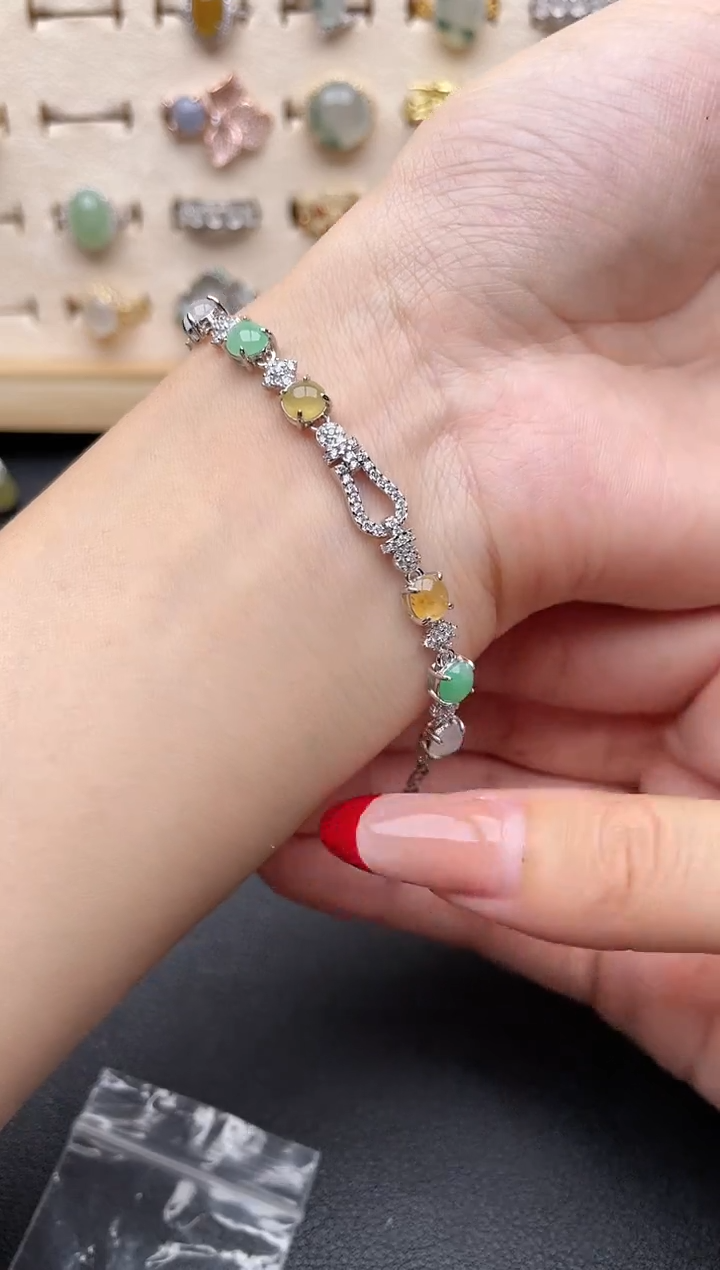 【闪购商品】翡翠手链银S925镶嵌一物一证一礼盒