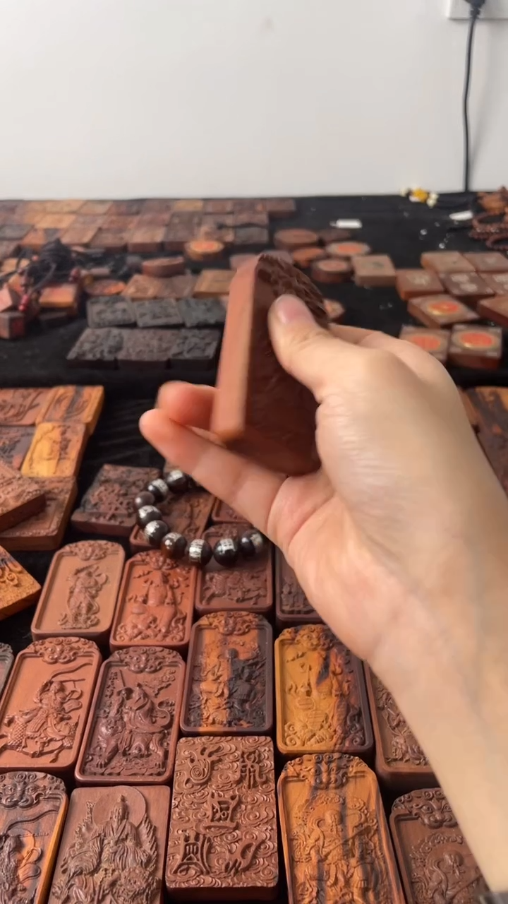 【闪购商品】木枣木斗姆元君吊坠