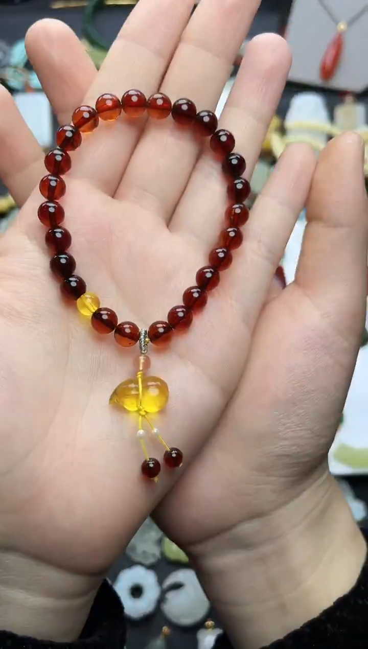 手串血珀未镶嵌葫芦手串06