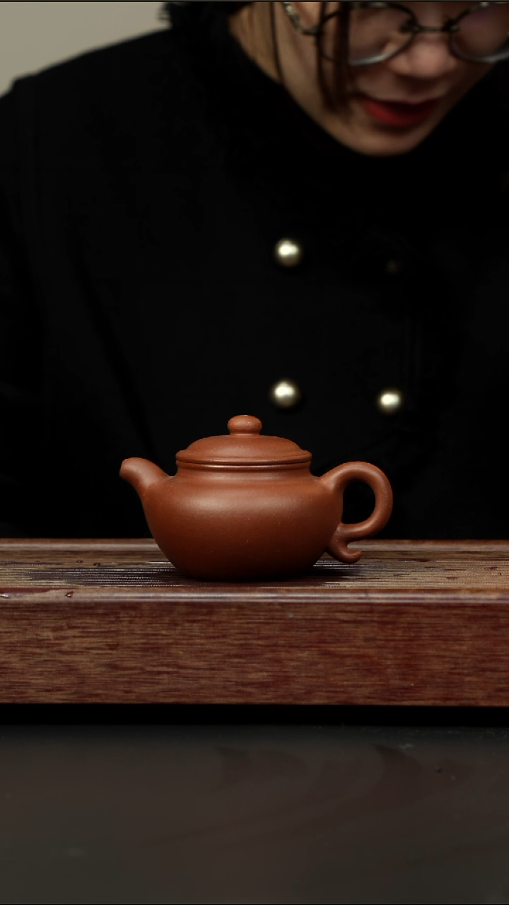 茶壶紫砂红降坡 仿古