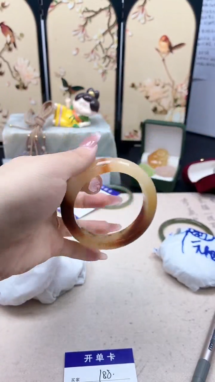 石英质玉手镯未镶嵌188/55.6