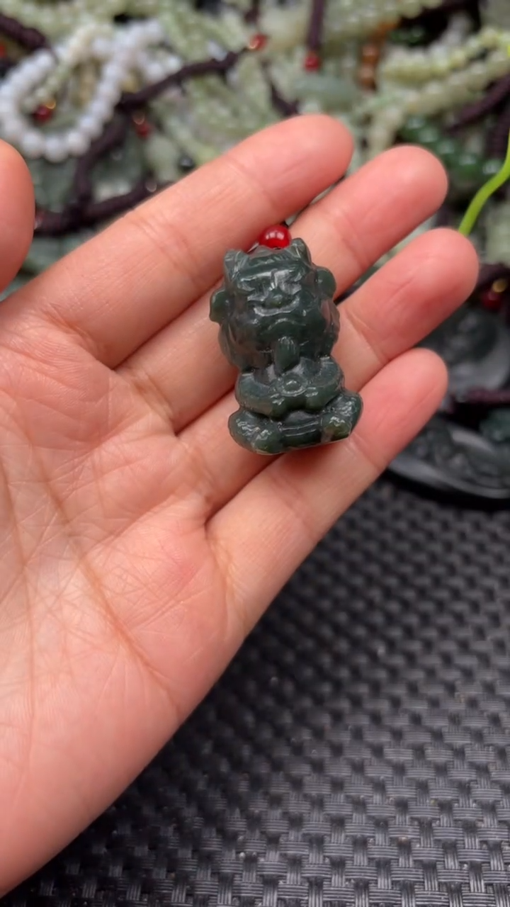 【闪购商品】和田玉颈饰未镶嵌1