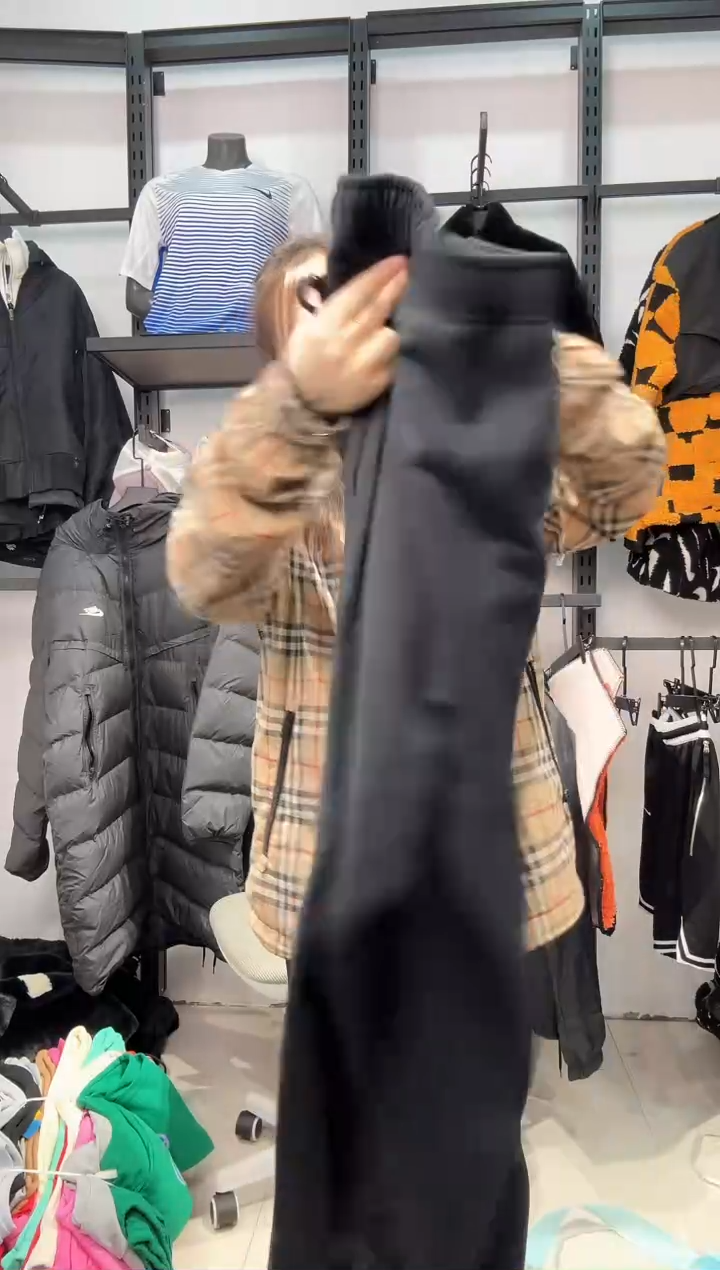 2120 编码  瑕疵直播间过款为准 尺码