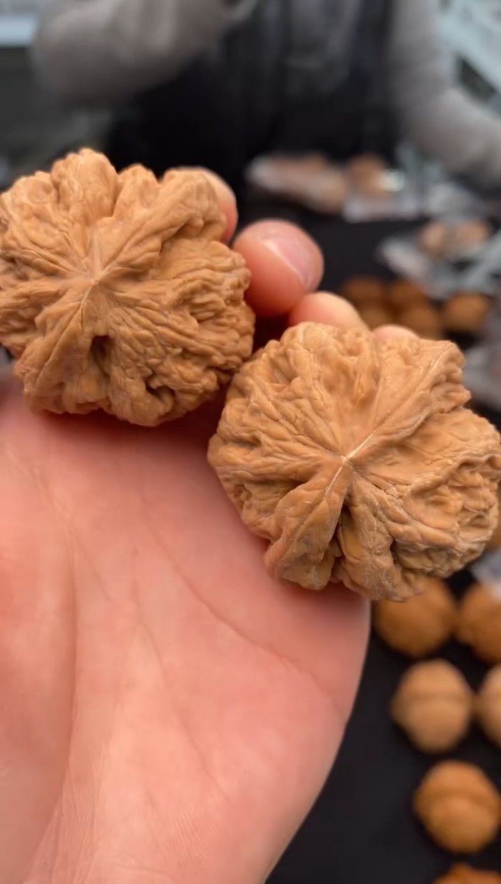 【闪购商品】文玩核桃把件肉球筋39-u280