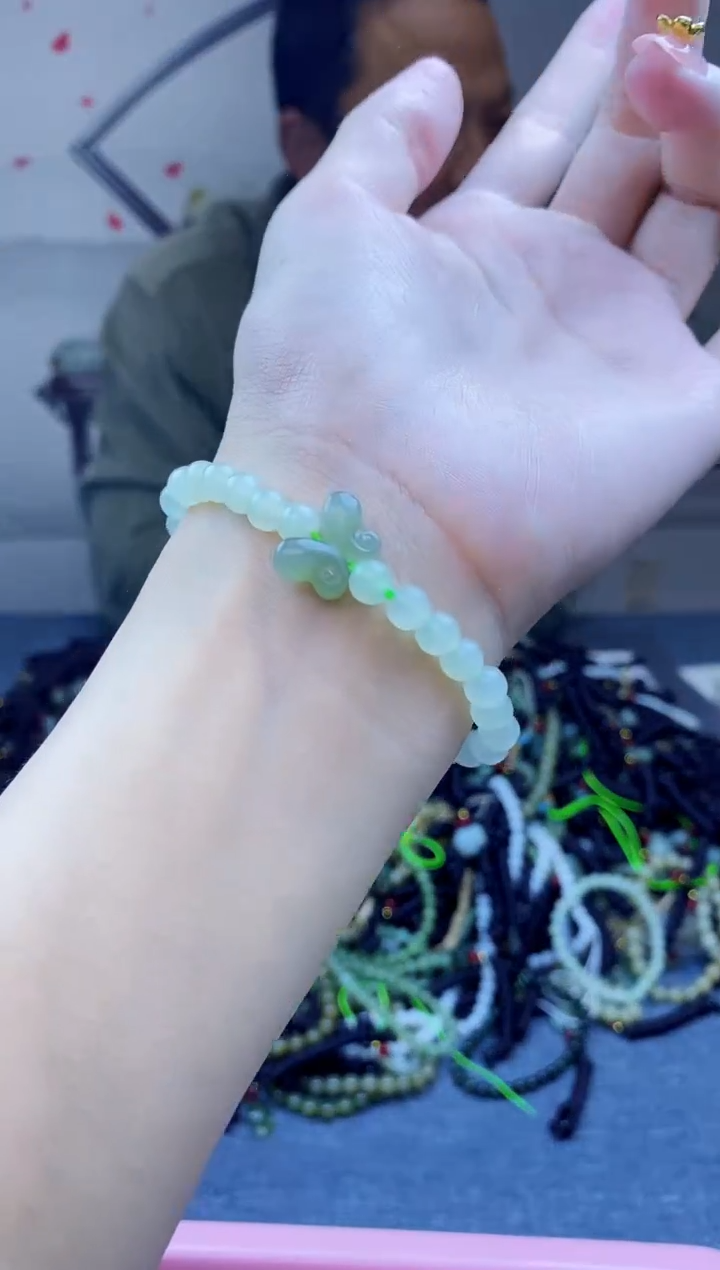 颈饰未镶嵌和田玉多样性发拍一发一