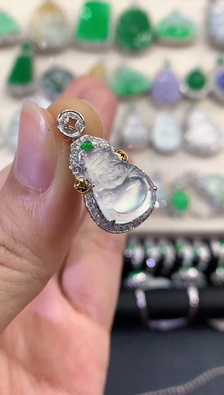 【闪购商品】翡翠吊坠(不含链)18K金镶嵌B100