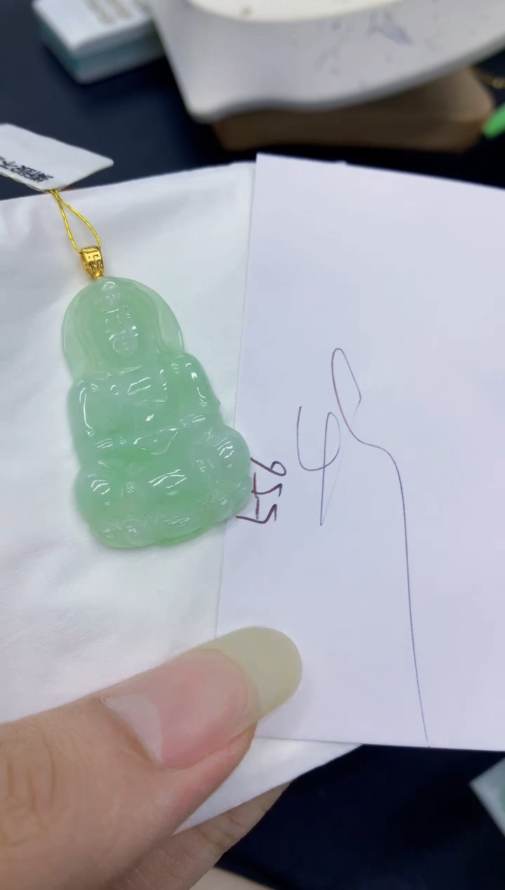 翡翠未镶嵌颈饰111111111111