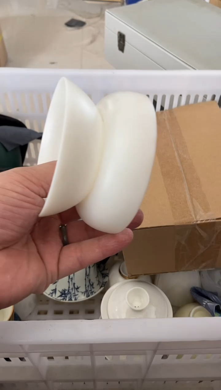 杯无运费险有瑕疵的摄影的产品有使用过的痕迹有点脏介意勿拍