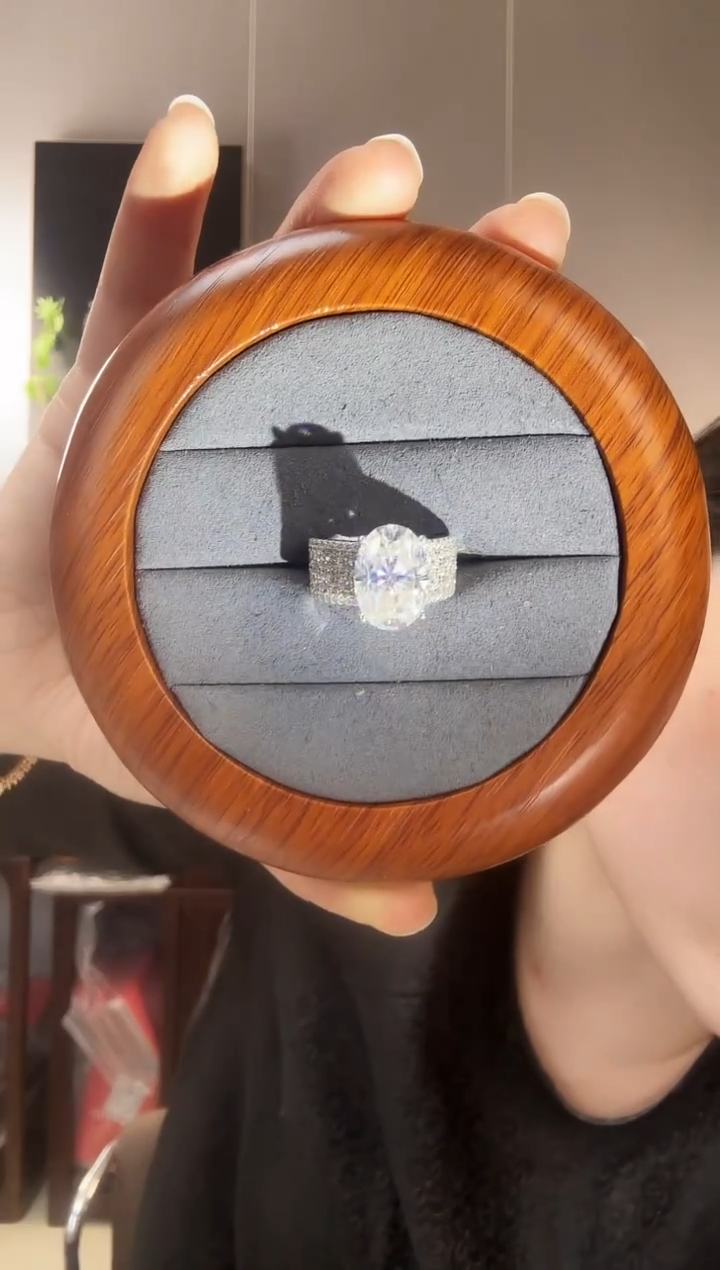 主播定制链接 冰雪皇后戒指8ct 定制圈口