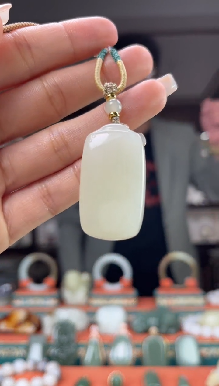 【闪购商品】和田玉颈饰未镶嵌佩佩