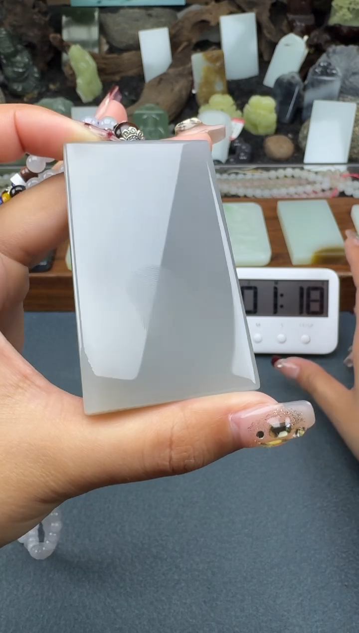 【闪购商品】和田玉颈饰未镶嵌菲菲