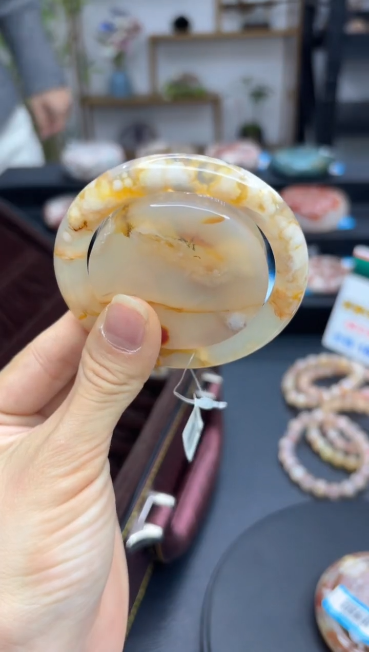 【闪购商品】石英质玉手镯未镶嵌A1446(52圈赠送镯心)