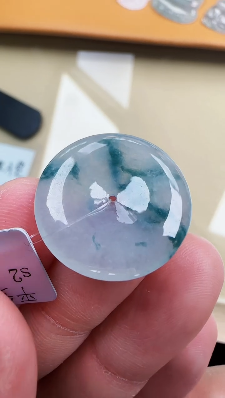 【闪购商品】翡翠颈饰未镶嵌缅甸天然翡翠