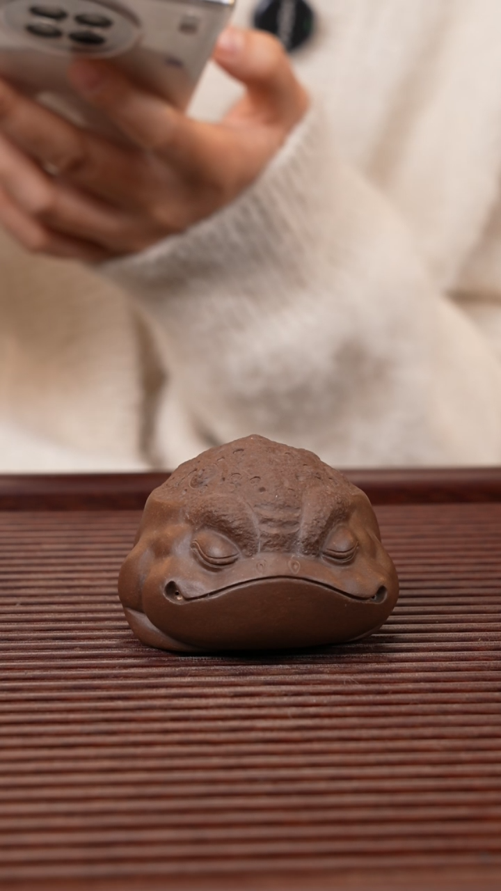 【闪购商品】紫砂茶宠呱呱来财