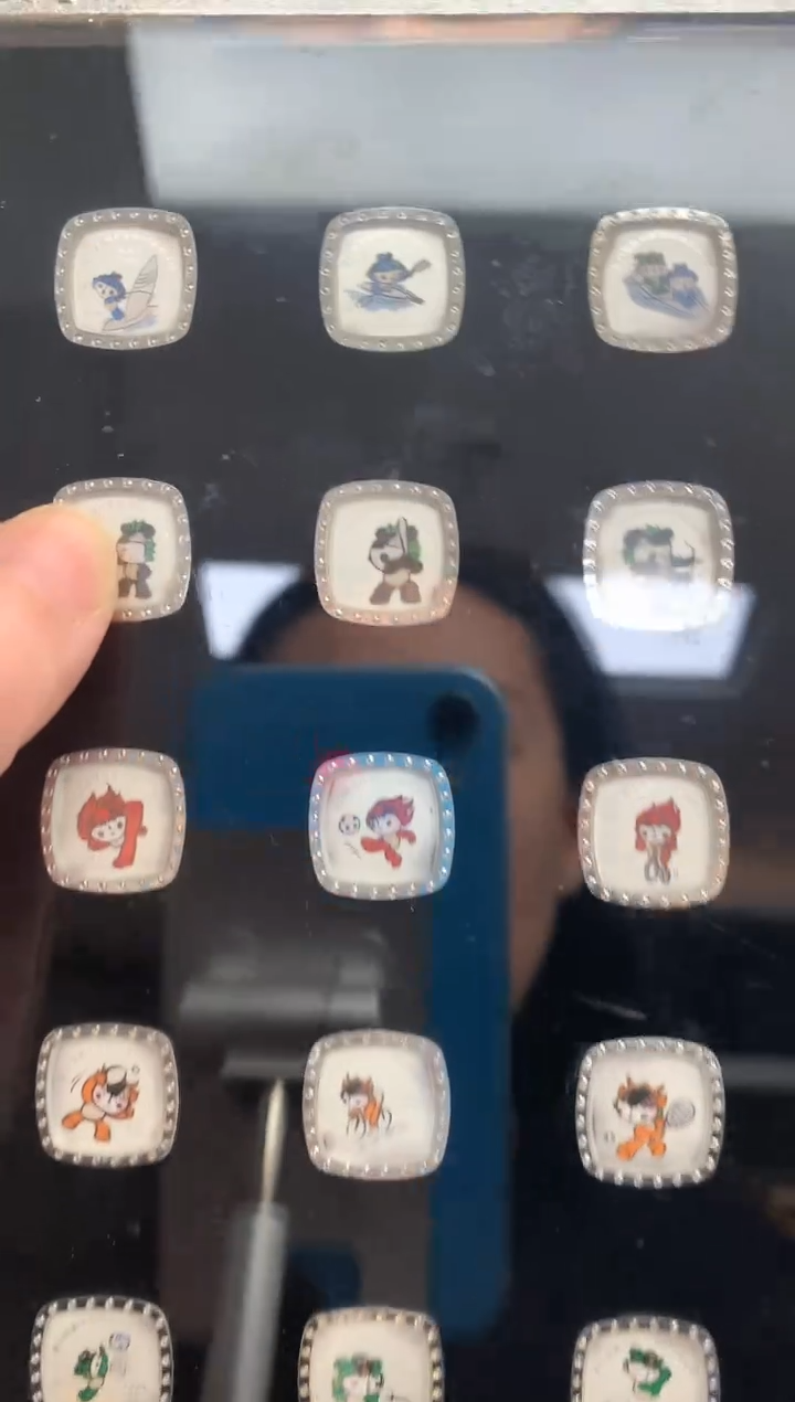 纯银2008年奥运胸针纪念章