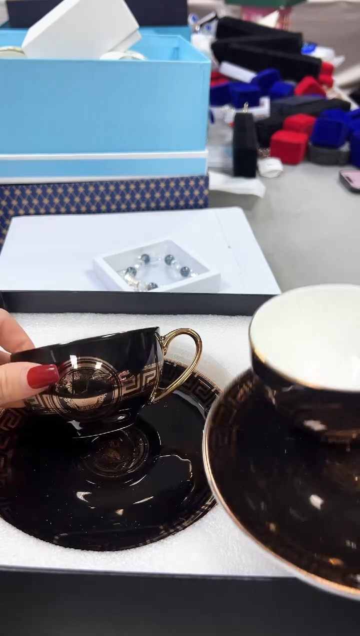 瓷片全场清货点菜就漏