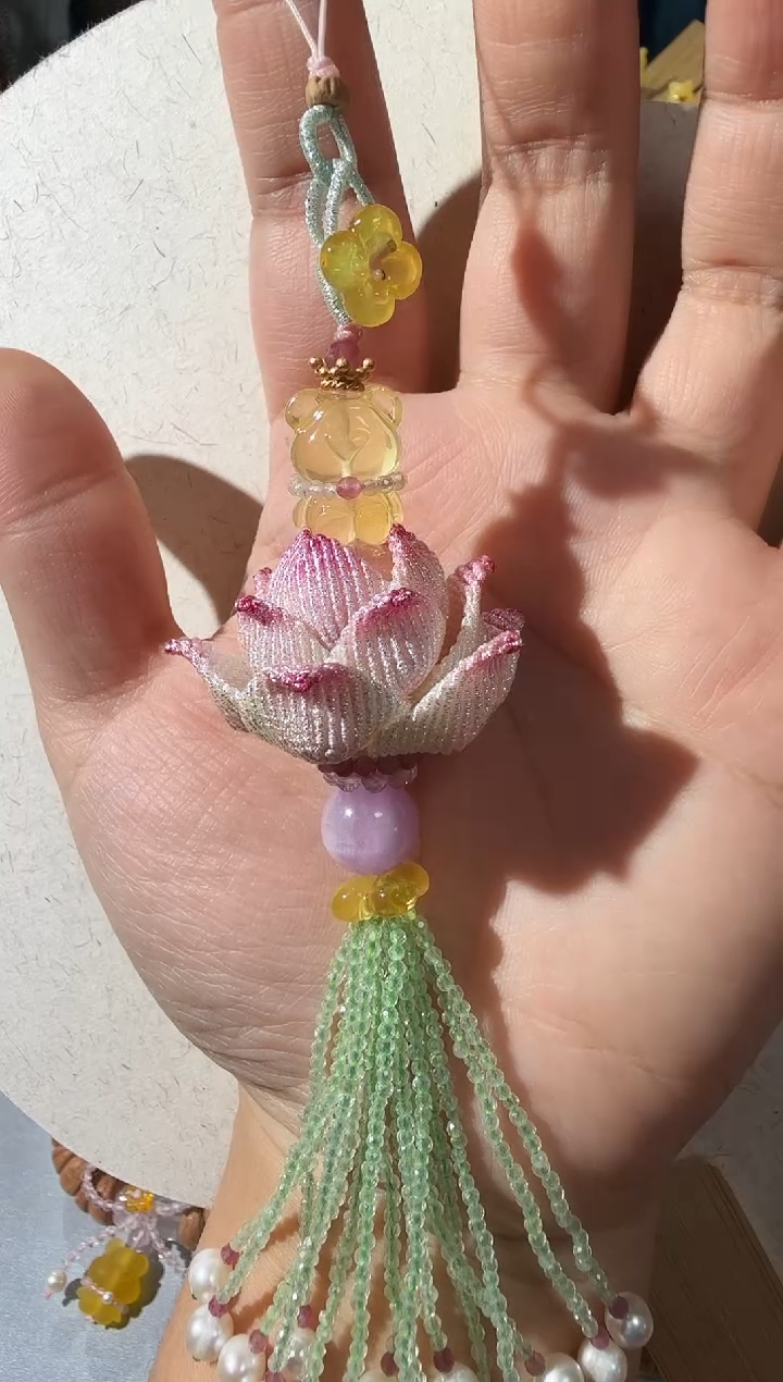 【闪购商品】琥珀吊坠(不含链)未镶嵌琥珀小熊手机挂