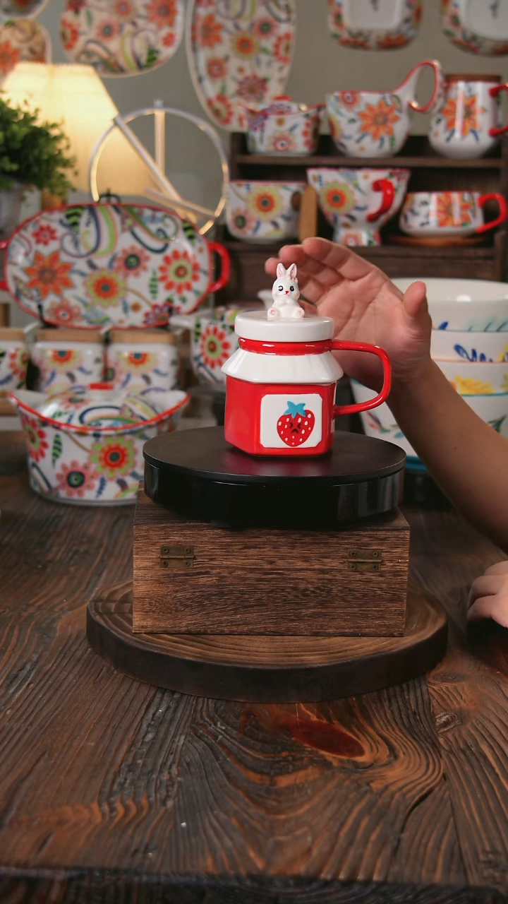 盘兔子酸奶杯草莓早餐杯奶茶杯水杯