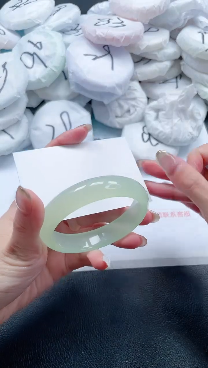 【闪购商品】石英质玉手镯未镶嵌 12J07-58