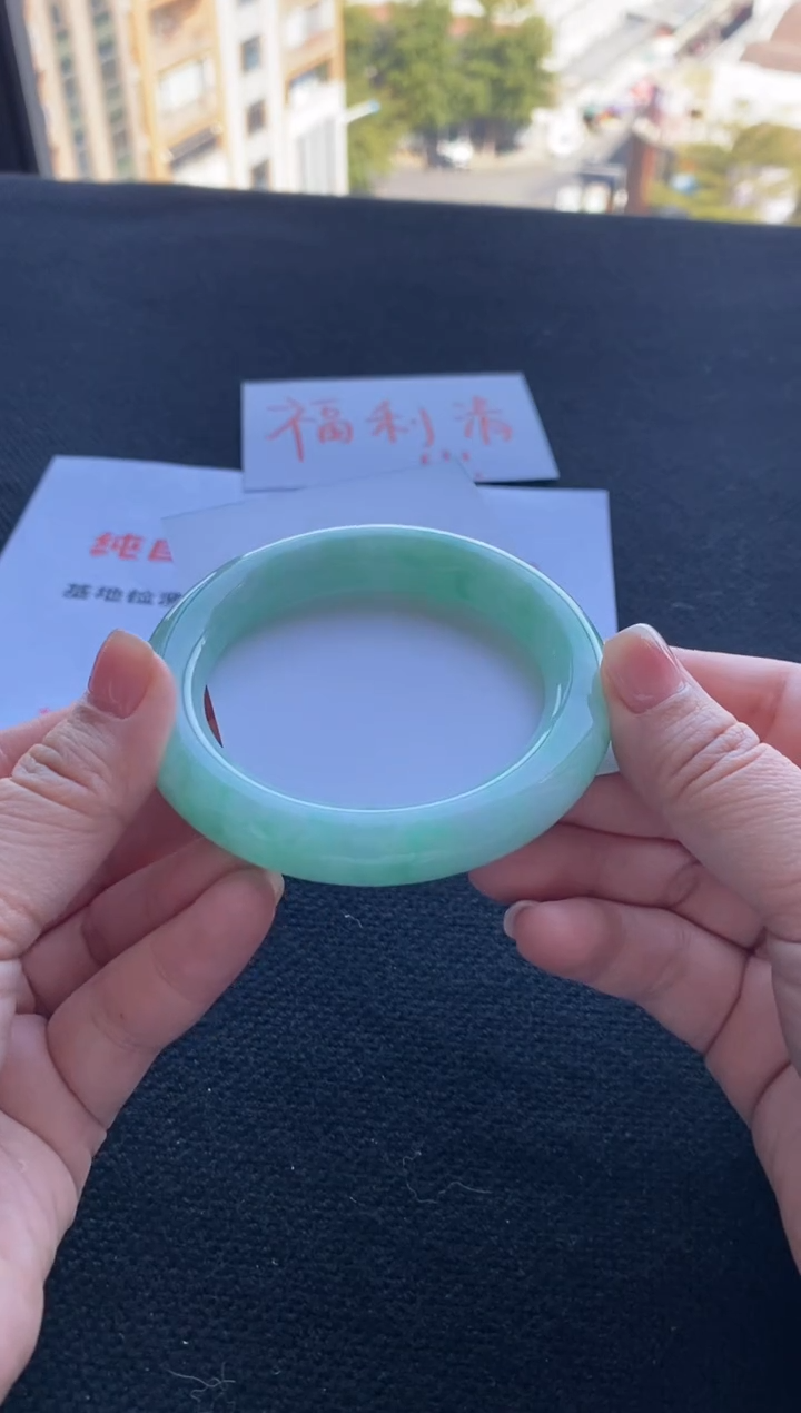 【闪购商品】翡翠手镯未镶嵌买断价016122