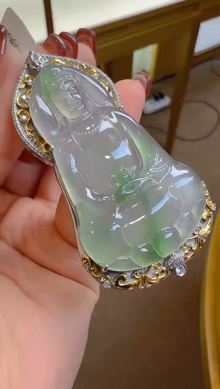 【闪购商品】翡翠吊坠(不含链)18K金镶嵌多样性团购发一件