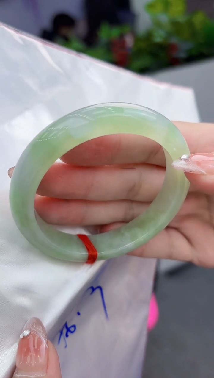 【闪购商品】翡翠手镯未镶嵌翡翠手镯