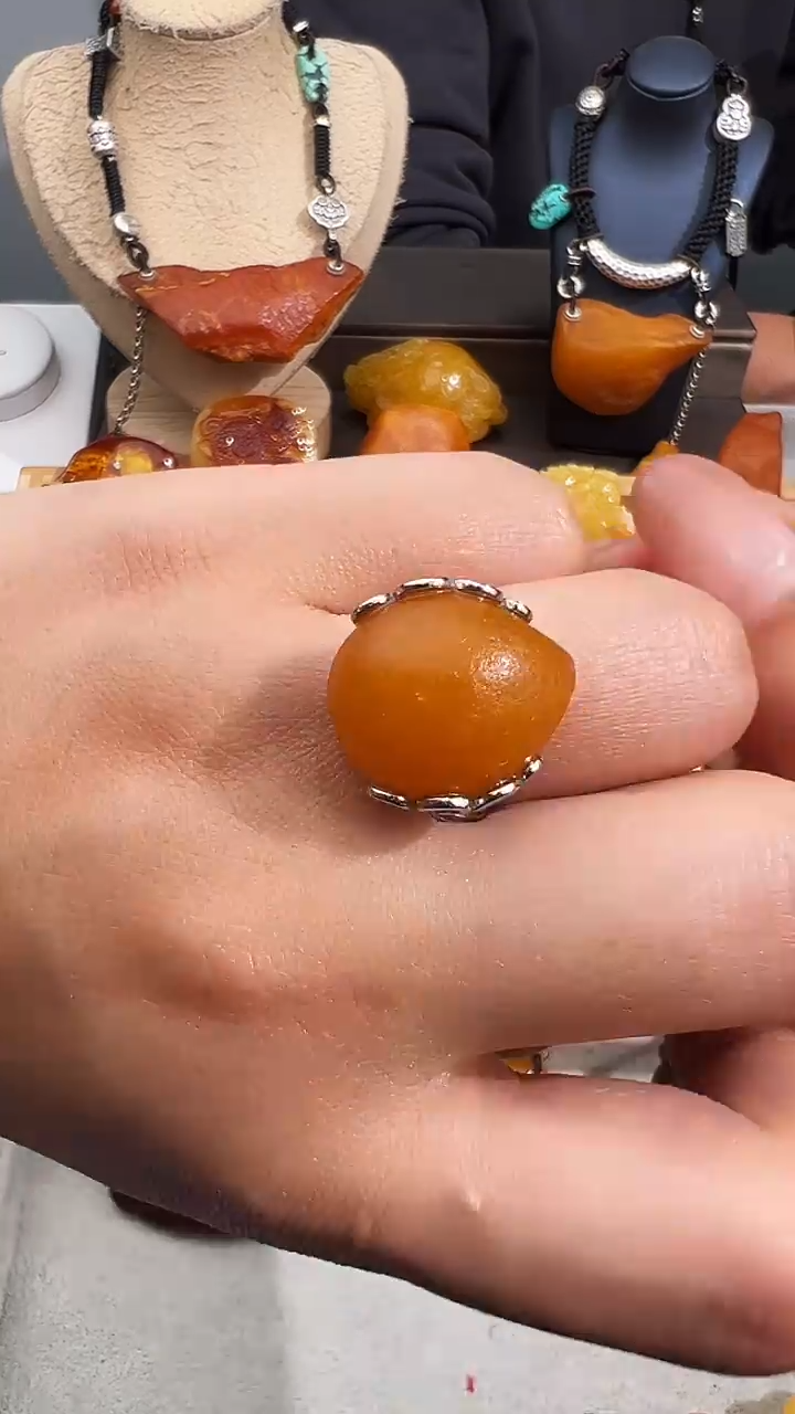 【闪购商品】蜜蜡裸石未镶嵌似玉