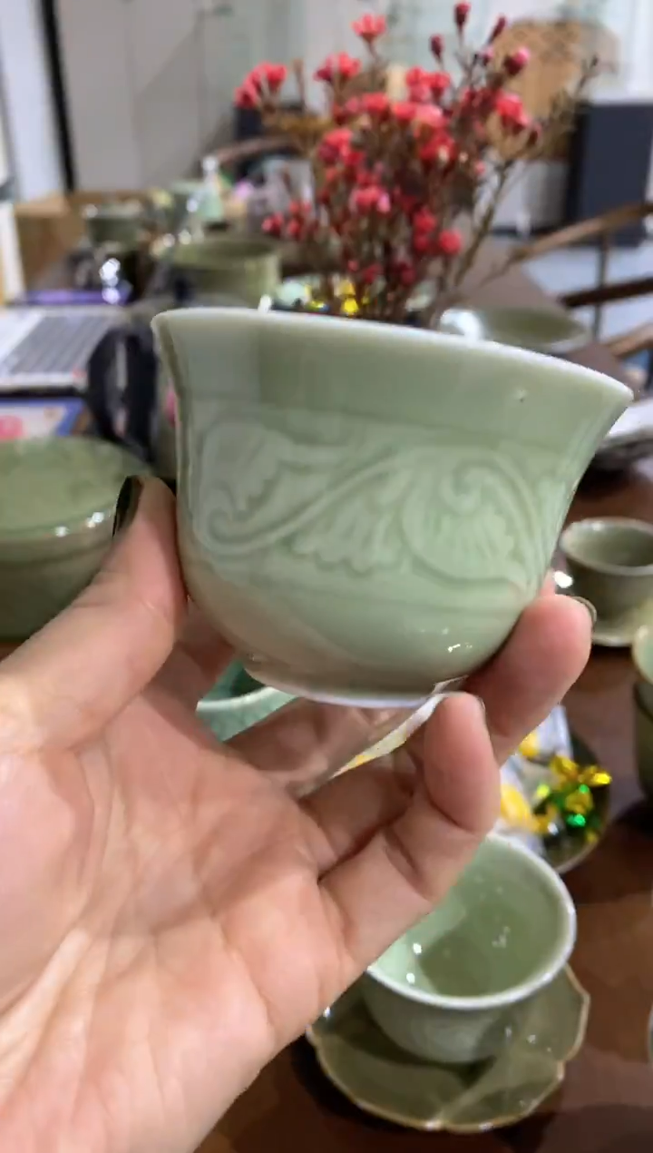 卷草纹主人杯 2只