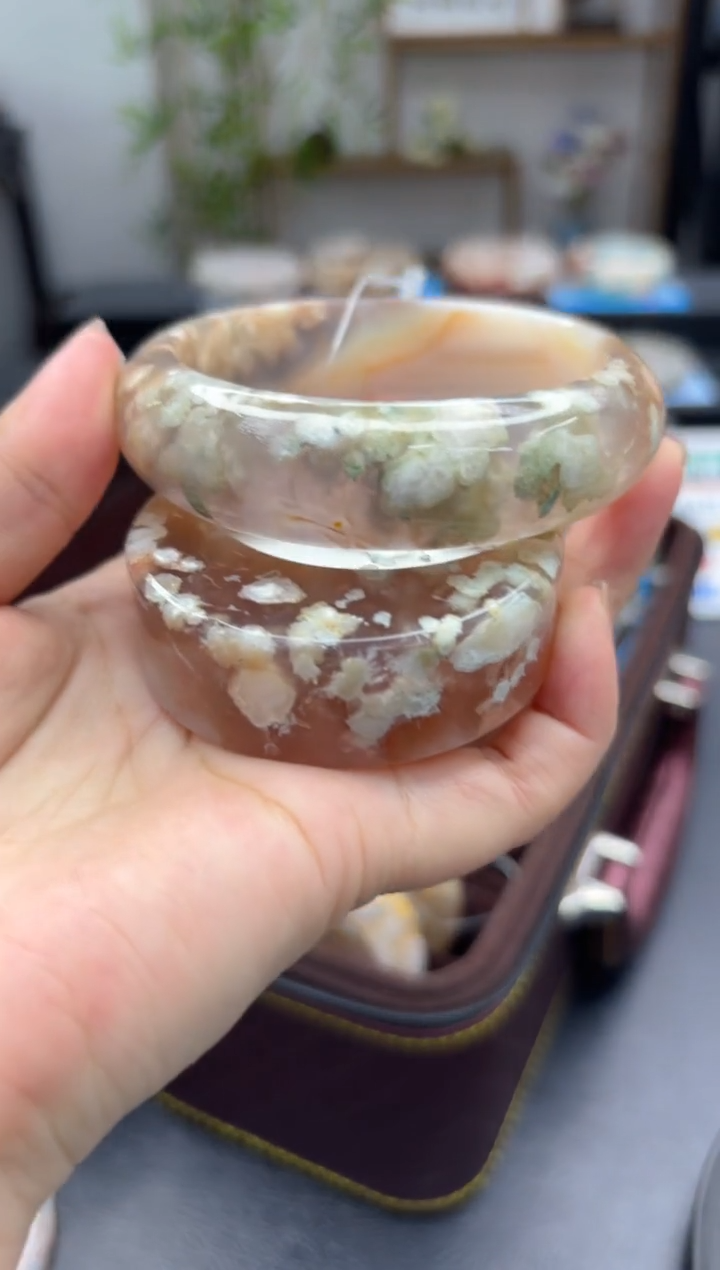 【闪购商品】石英质玉手镯未镶嵌C1472(60圈赠送镯心)