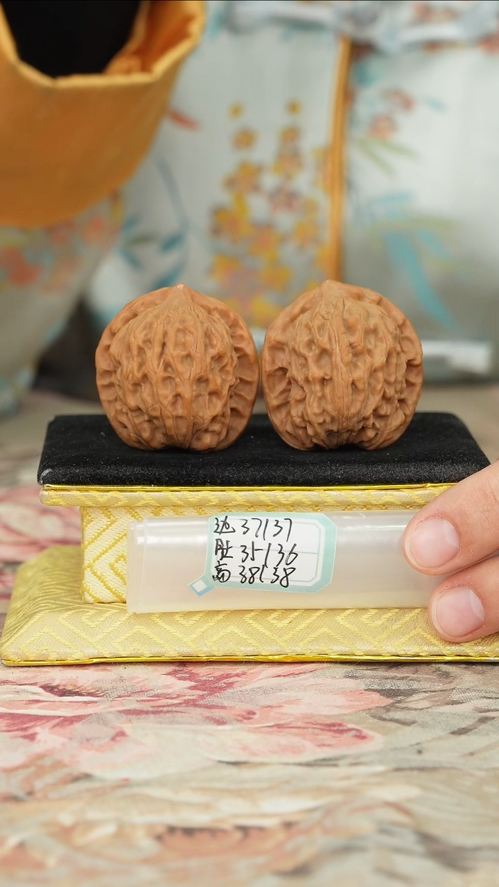 【闪购商品】文玩核桃把件非嫁接北京