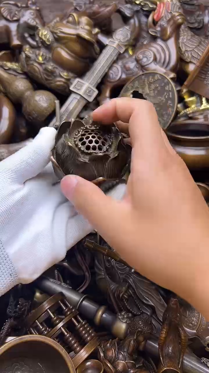 精美铜器，点击即可下单