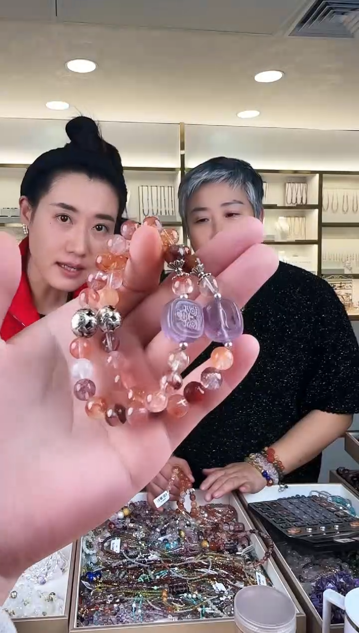 【闪购商品】水晶手串多样性发一件未镶嵌 